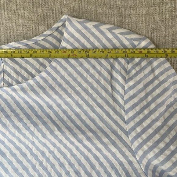 Zara Striped Blue and White Tie Front 3/4 Sleeve Blouse 💯 Cotton Size M - Picture 11 of 13